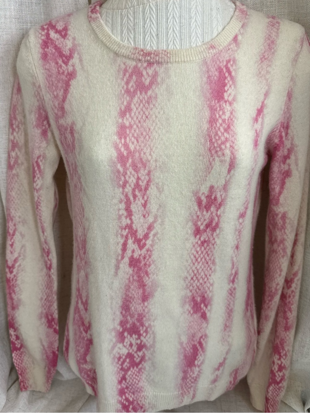 🩷 Scott & Scott London Pink Snakeskin 100% Cashmere Sweater • S